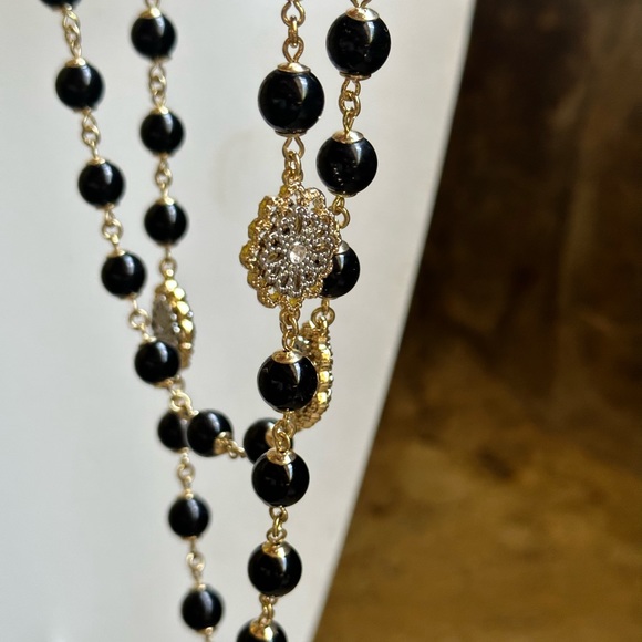 Gold Rhinestone Faux Pearl Beaded Necklace - Picture 10 of 11